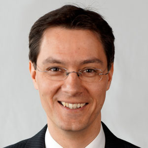 Dr. Alexander Graf
